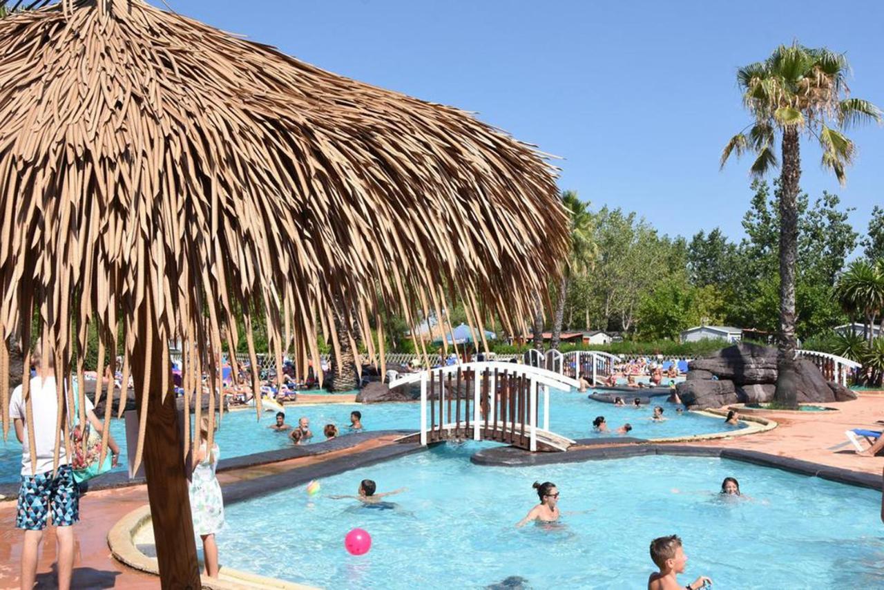 Vias-Plage Camping Les Salisses Quality Holidays المظهر الخارجي الصورة