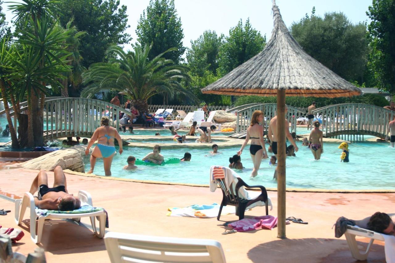 Vias-Plage Camping Les Salisses Quality Holidays المظهر الخارجي الصورة