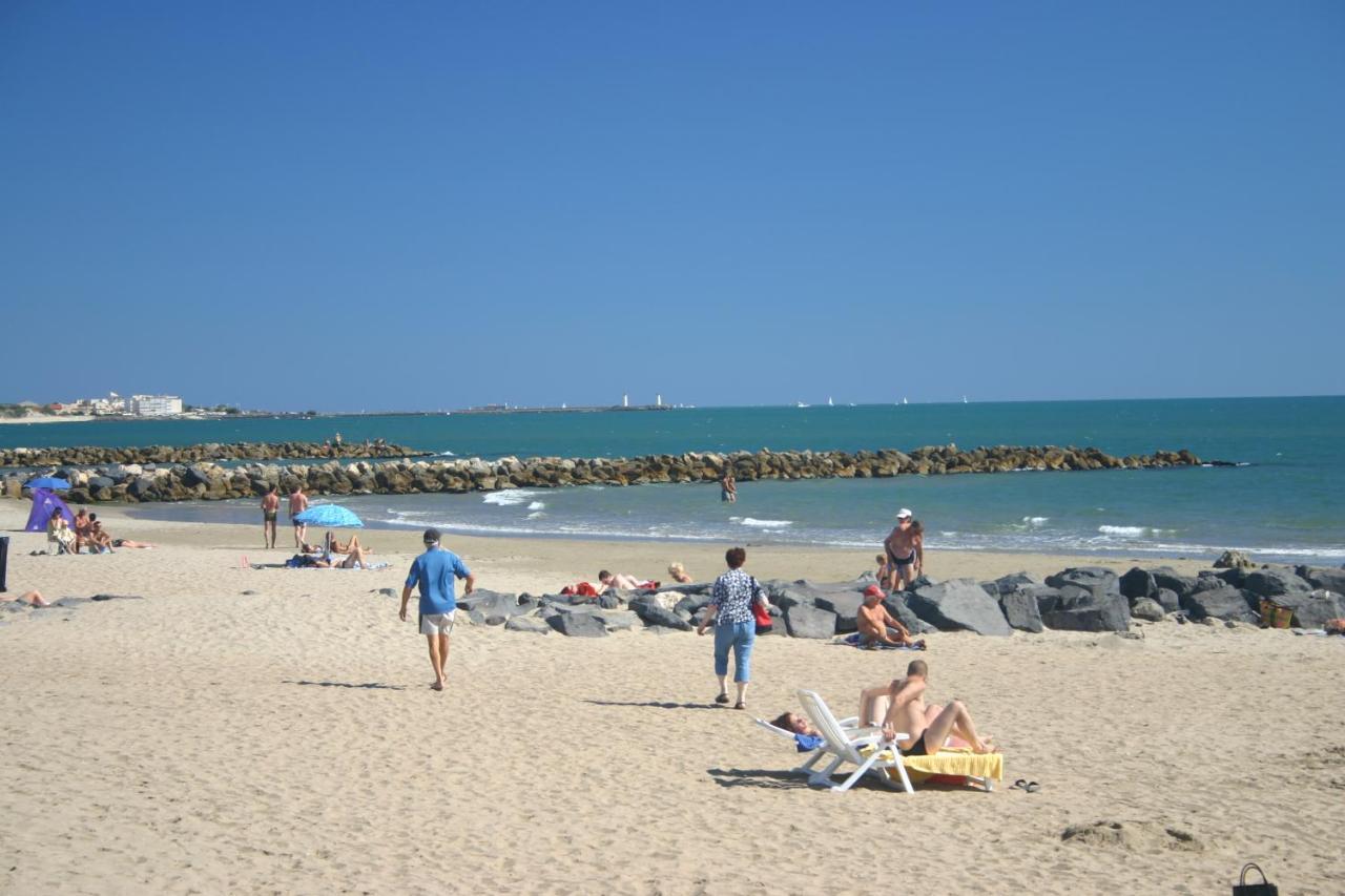 Vias-Plage Camping Les Salisses Quality Holidays المظهر الخارجي الصورة